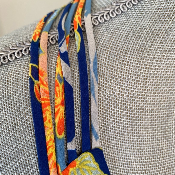 GUESS SLEEVELESS SLIP ON FLORAL SPRING SUMMER TOP SIZE EXTRA SMALL 🌟EUC🌟 - Picture 8 of 14